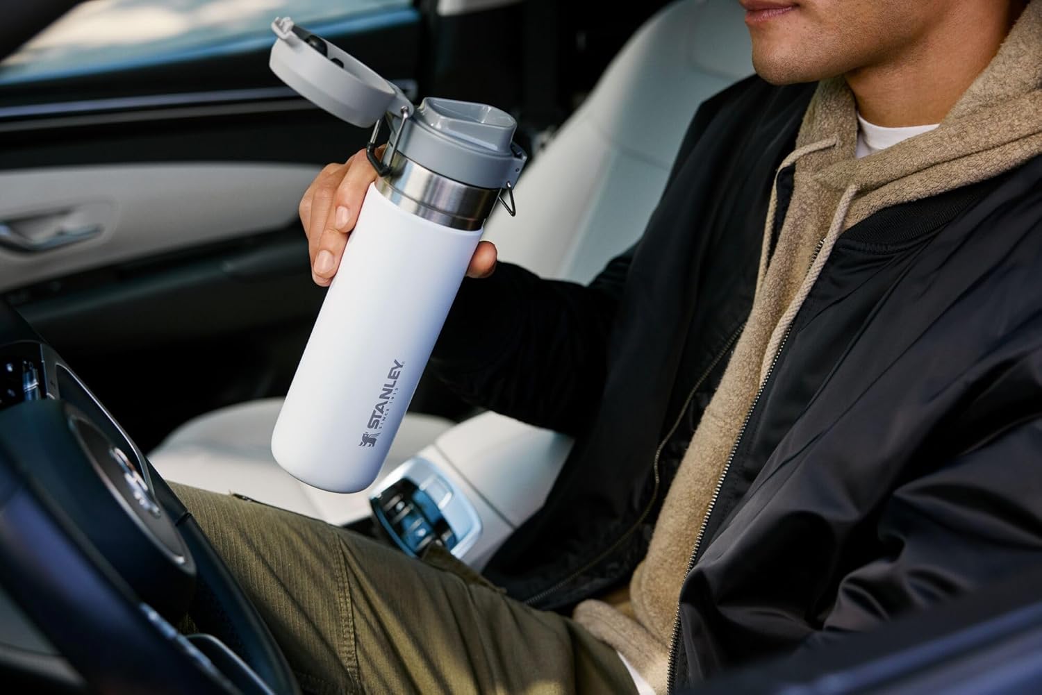 Stanley Quick Flip GO (36oz) — Easy to Clean Design